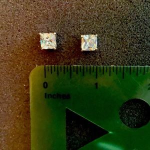 Li Sophia square cubic zirconia